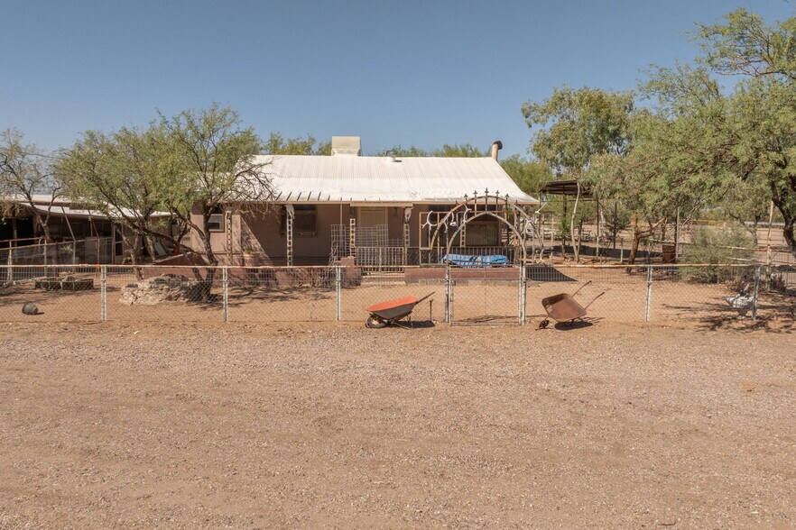 More Photos Of 15775 E US Highway 60, Gold Canyon Land For Sale