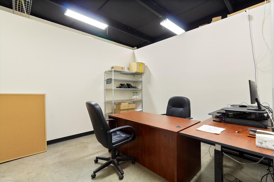 More Photos Of 2108 Ranch Road 12, San Marcos General Retail For Sale