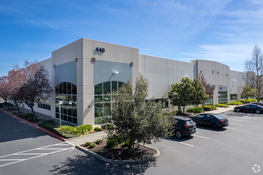 Primary Photo Of 440 Boulder Ct, Pleasanton Light Manufacturing For Sale