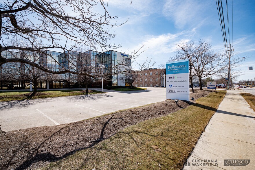 More Photos Of 24400 Chagrin Blvd, Beachwood Office For Lease