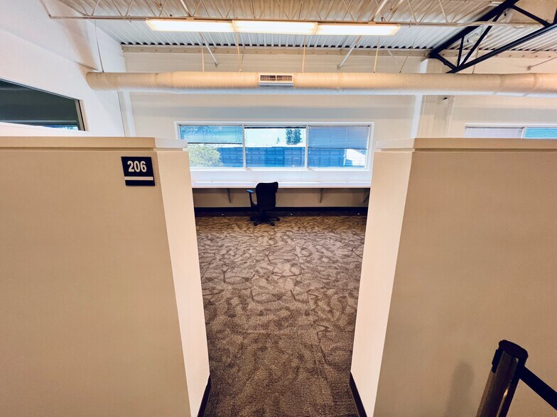 More Photos Of 10549-10555 Jefferson Blvd, Culver City Unknown For Lease