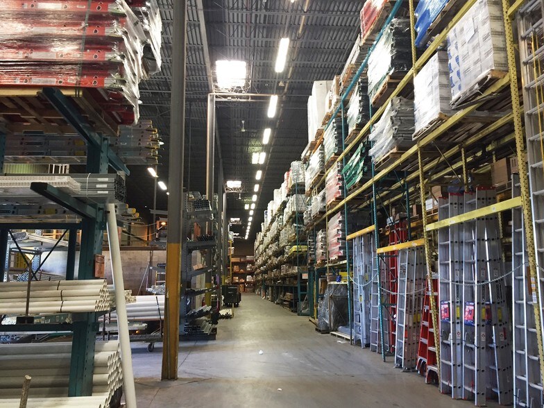 More Photos Of 7 Rand Rd, Portland Warehouse For Lease