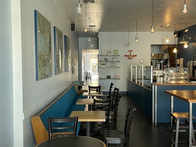 More Photos Of 2360-2364 E Ventura Blvd, Camarillo Storefront For Lease