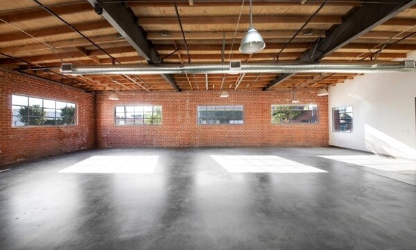 More Photos Of 3003 Pennsylvania Ave, Santa Monica Loft Creative Space For Lease