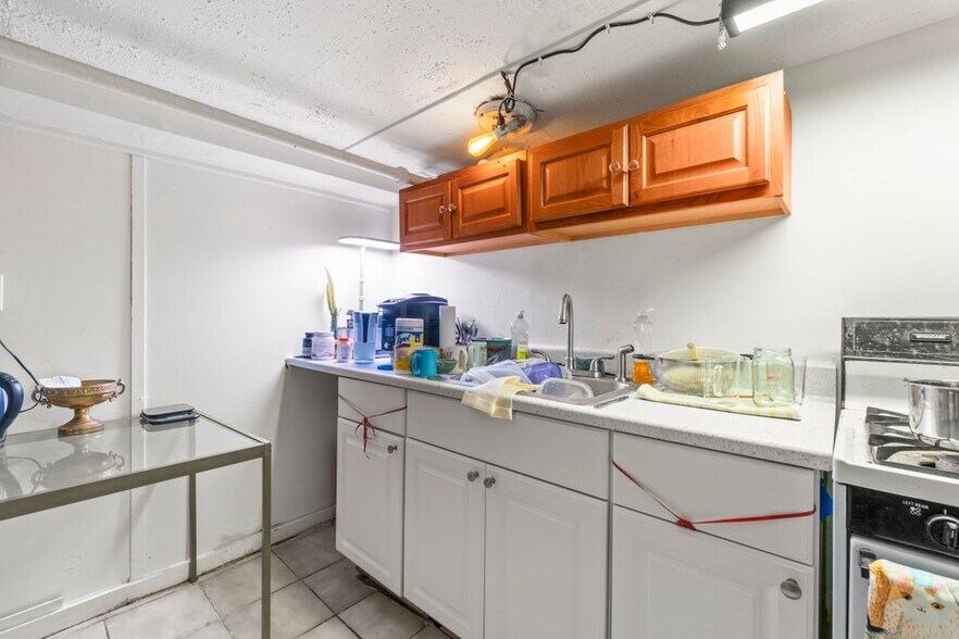 More Photos Of 3526 Keswick Rd, Baltimore Apartments For Sale