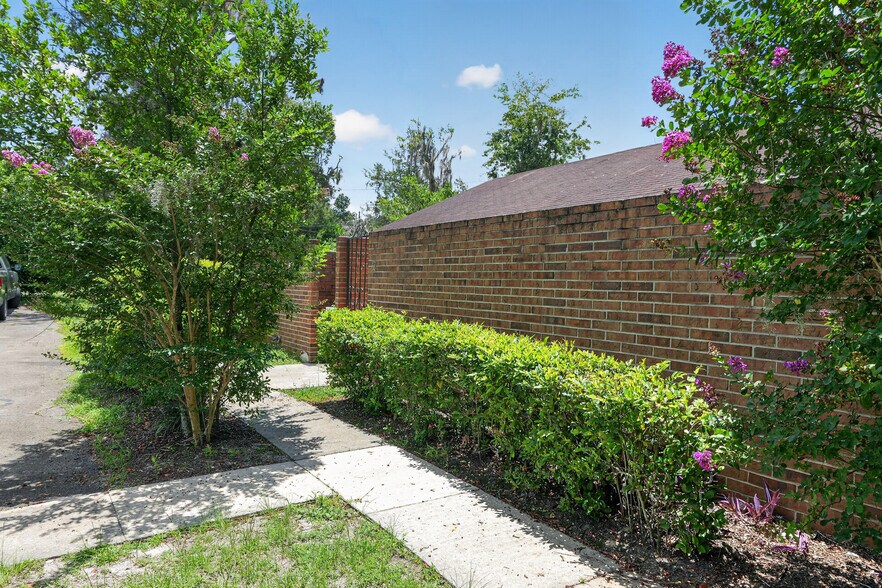 More Photos Of 18580 NW 234th St, High Springs Apartments For Sale