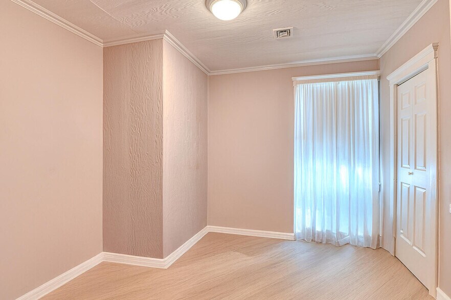 More Photos Of 173 N Main St, Milltown Storefront Retail Residential For Sale