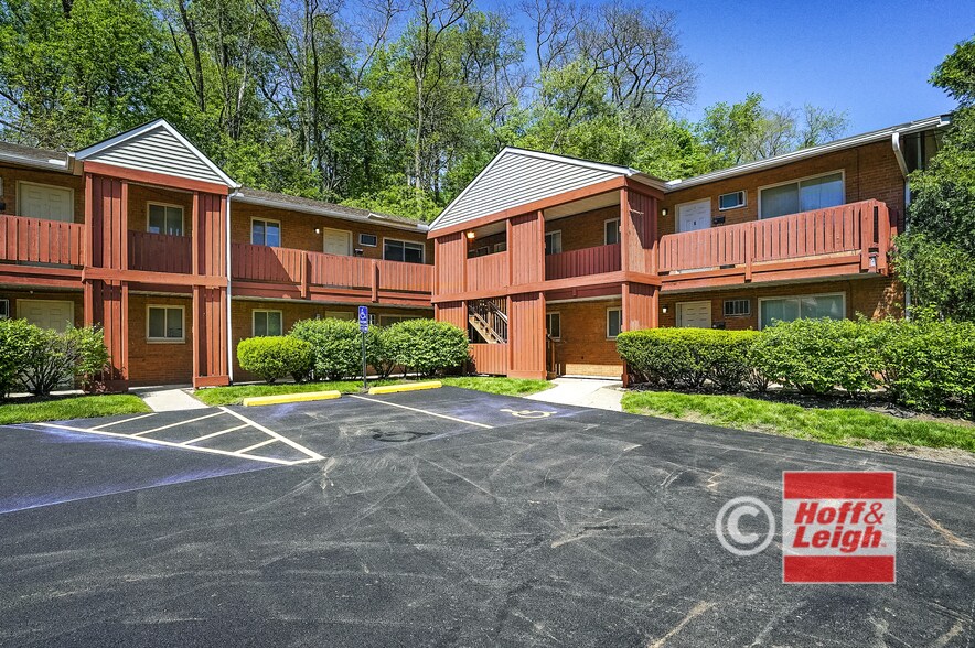 More Photos Of 2323 Newton St, Akron Apartments For Sale