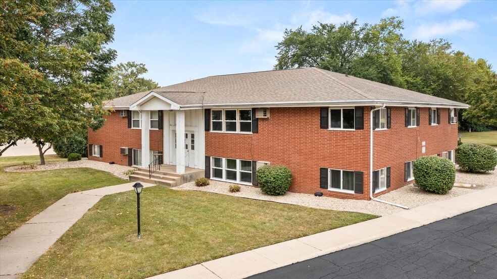 More Photos Of , Pontiac Multifamily For Sale