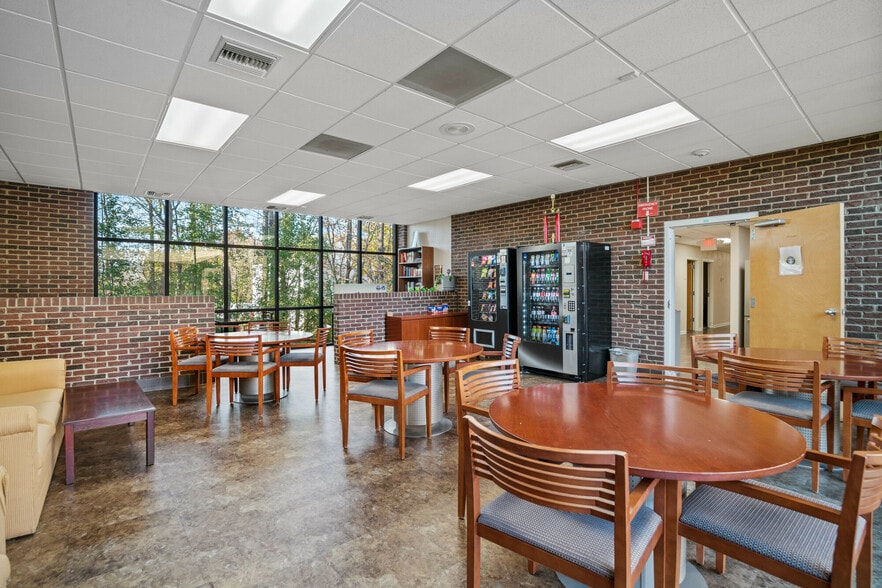 More Photos Of , Hollywood Office For Sale