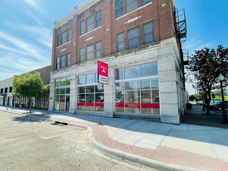 Primary Photo Of 20-22 W 2nd St, Sand Springs Loft Creative Space For Lease