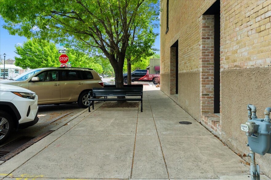 More Photos Of 117 East St, Hutto Loft Creative Space For Sale