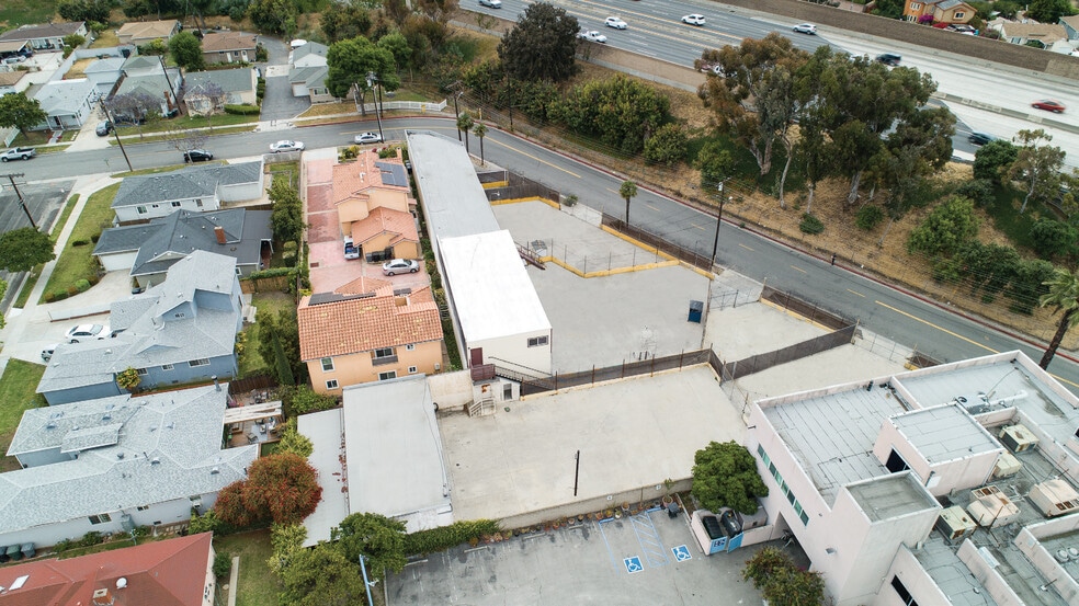 More Photos Of 3977 W 171st St, Torrance Service For Sale