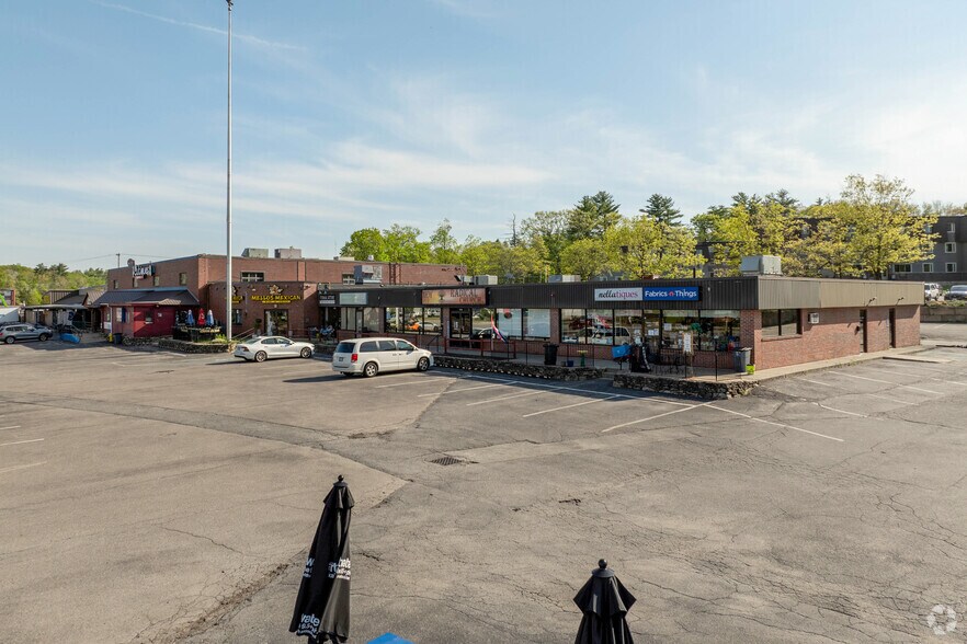 Primary Photo Of 999 Central St, Leominster Storefront For Lease
