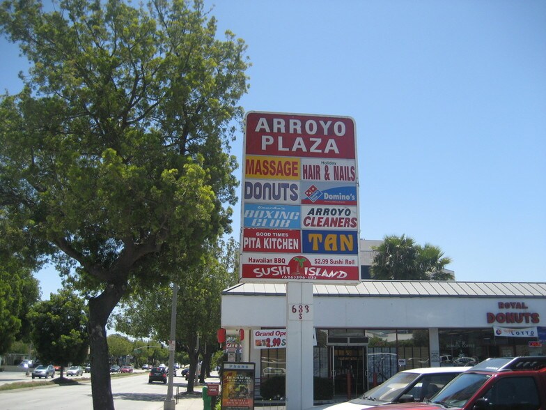 More Photos Of 633 S Arroyo Pky, Pasadena Storefront For Lease