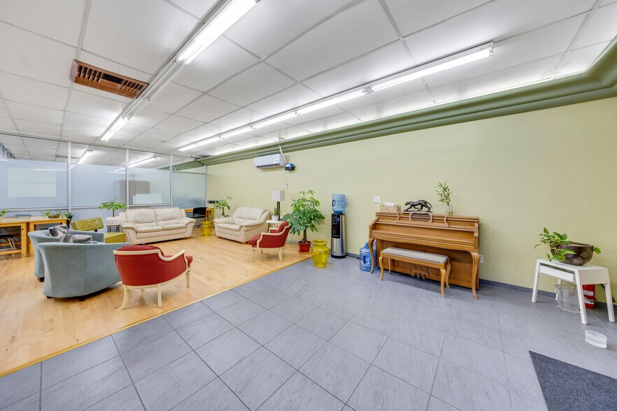 More Photos Of 118 Live Oak Ave, Arcadia Storefront For Sale