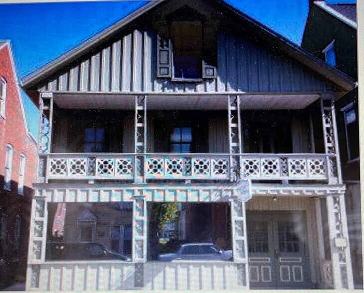 More Photos Of 37 W Middle St, Gettysburg Storefront Retail Residential For Lease
