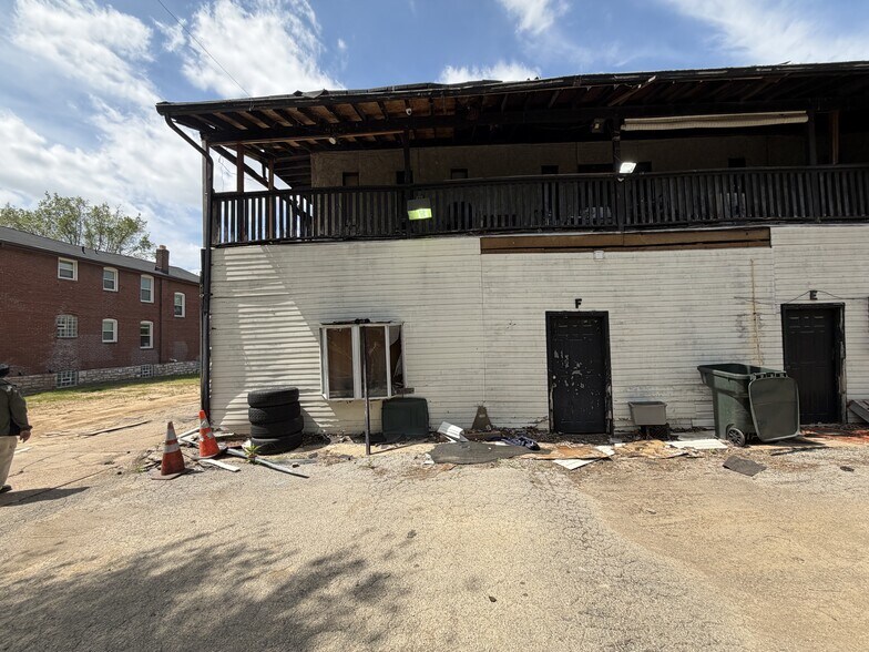 More Photos Of 4122 N Kingshighway Blvd, Saint Louis Apartments For Sale