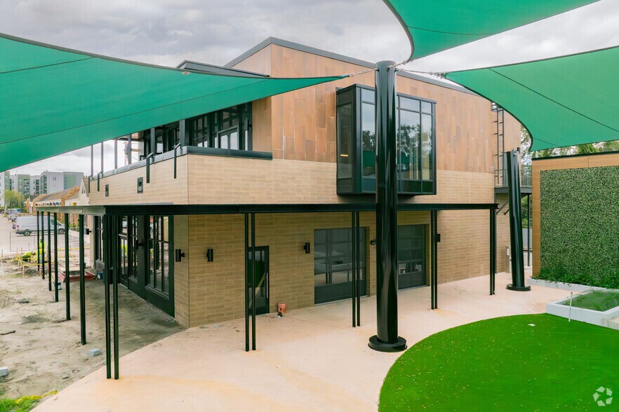 More Photos Of 12100 Collegiate Way, Orlando Unknown For Lease