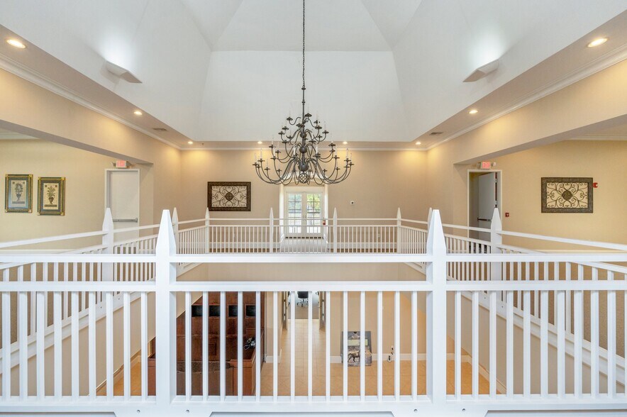 More Photos Of 3201 Heritage Plantation Blvd, Laurel Hill Office For Sale