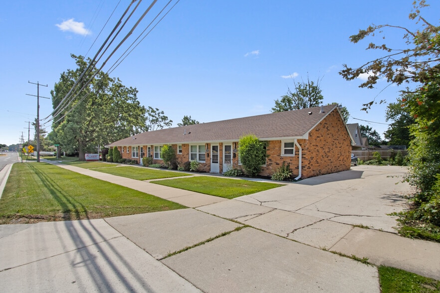 More Photos Of 4125 Woodland Ave, Royal Oak Apartments For Sale