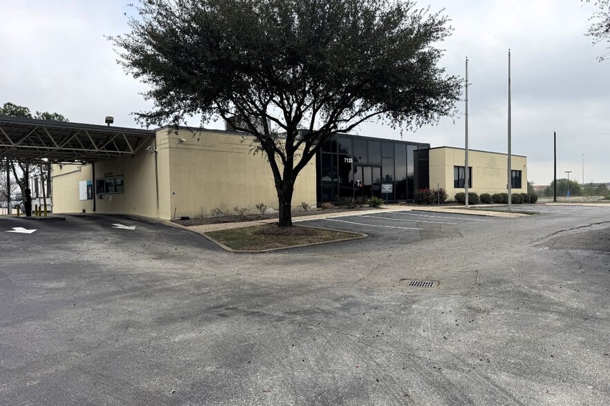Primary Photo Of 7125 Gulf Fwy, Houston Office For Sale