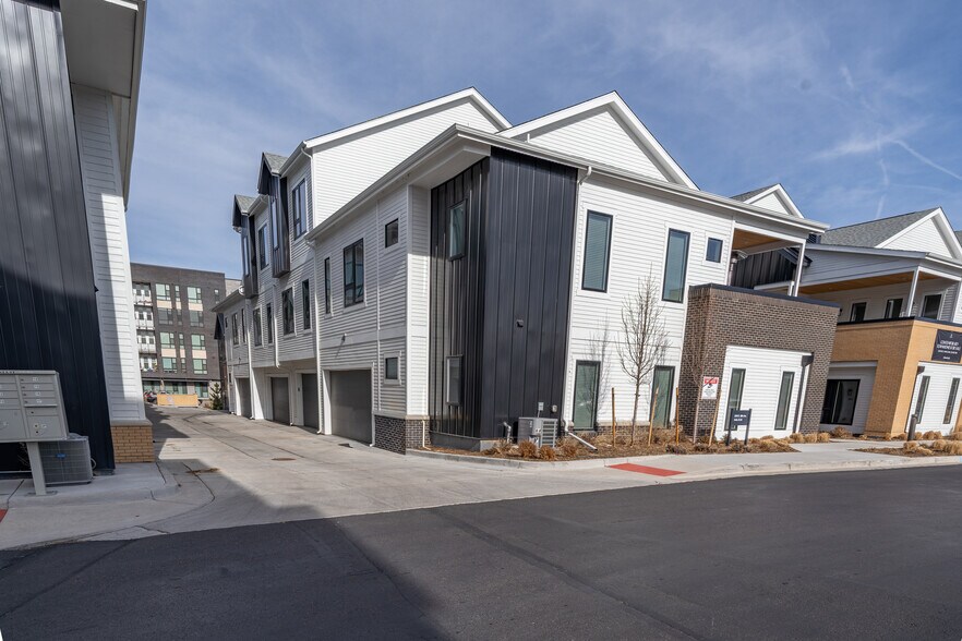 More Photos Of 8220 & 8240 E 36th Ave, Denver Apartments For Sale