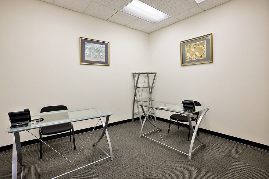 More Photos Of 711 W Main St, Leesburg Medical For Lease