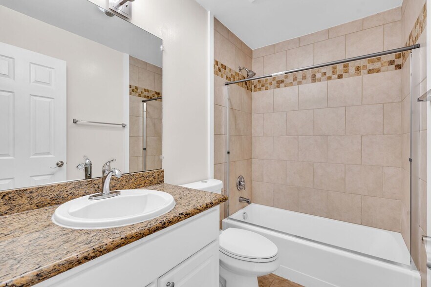 More Photos Of 1942 Desert Cir, Walnut Creek Apartments For Sale