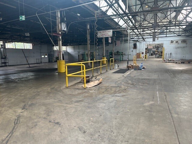 More Photos Of 2710 N Pitcher St, Kalamazoo Industrial For Sale