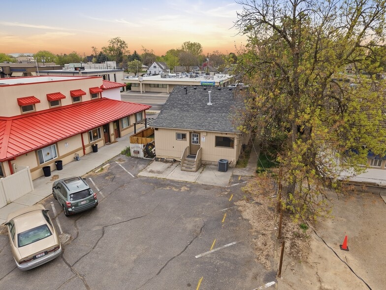 More Photos Of 819 12th Ave S, Nampa Storefront For Sale