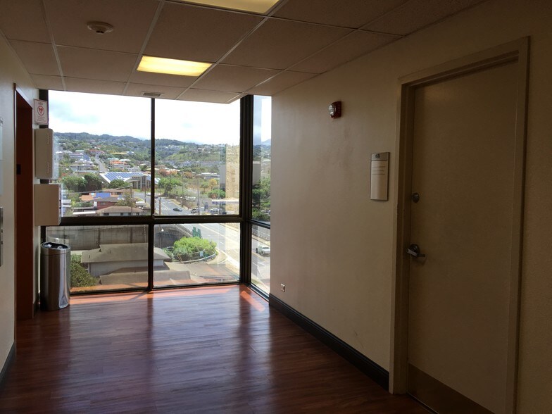 More Photos Of 99-128 Aiea Heights Dr, Aiea Medical For Sale