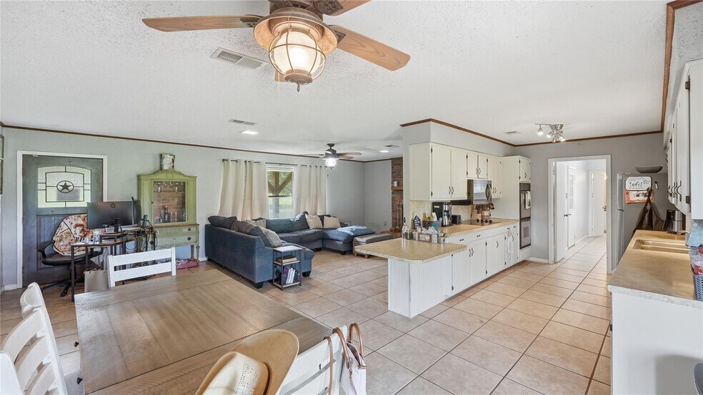 More Photos Of 632 County Road 340A, Milano Land For Sale