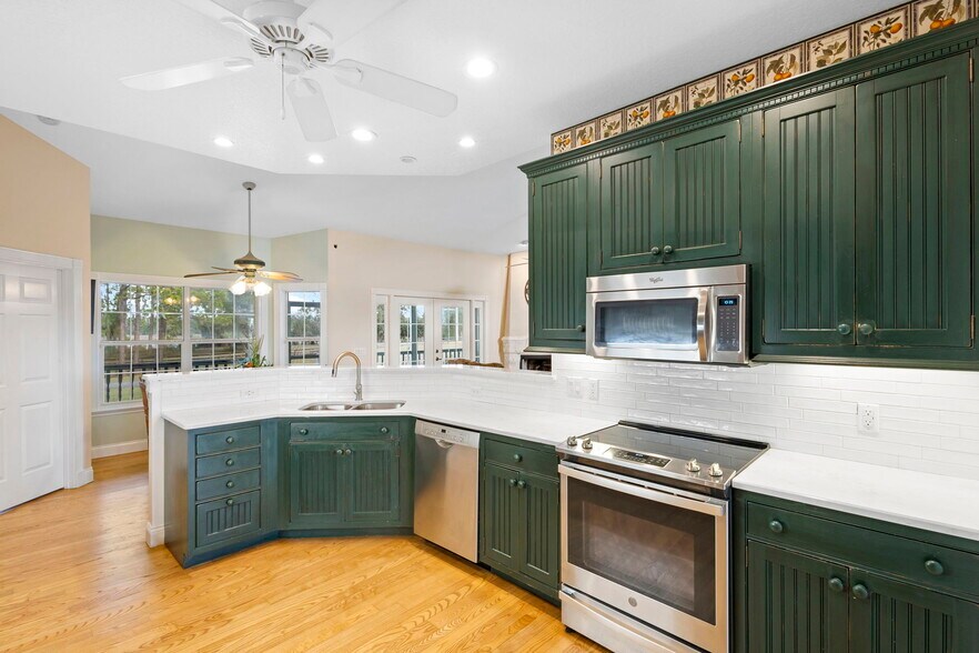 More Photos Of 42554 Maggie Jones Rd, Paisley Horse Stables For Sale