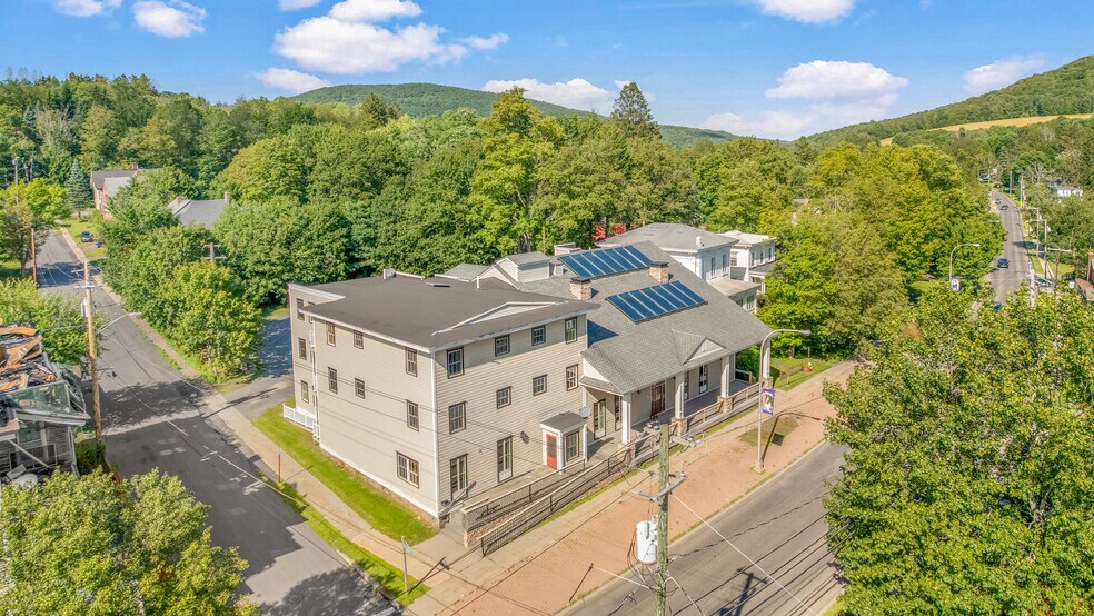 More Photos Of 56 Main St, Stamford Hotel For Sale