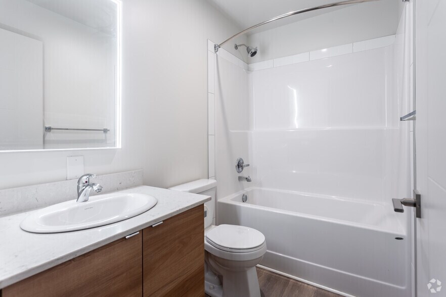 More Photos Of 11329 University Av NW, Edmonton Multifamily For Sale