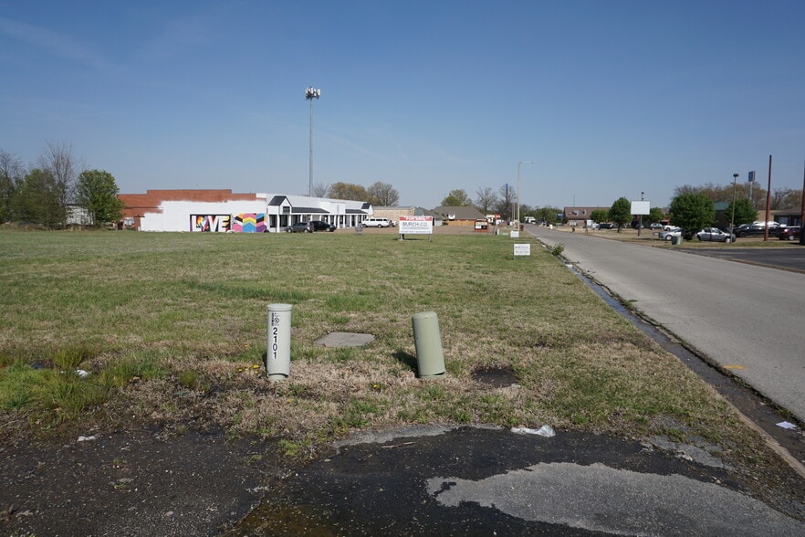 More Photos Of 2198 Fowler Avenue, Jonesboro Land For Sale