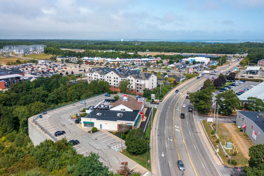 More Photos Of 47-53 Long Pond Rd, Plymouth Restaurant For Lease