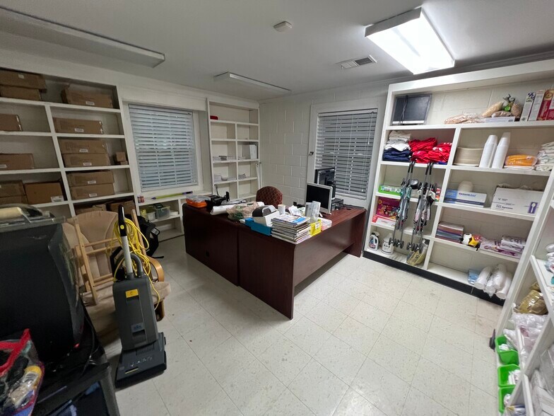 More Photos Of 2605 Campbellton Rd SW, Atlanta Daycare Center For Sale