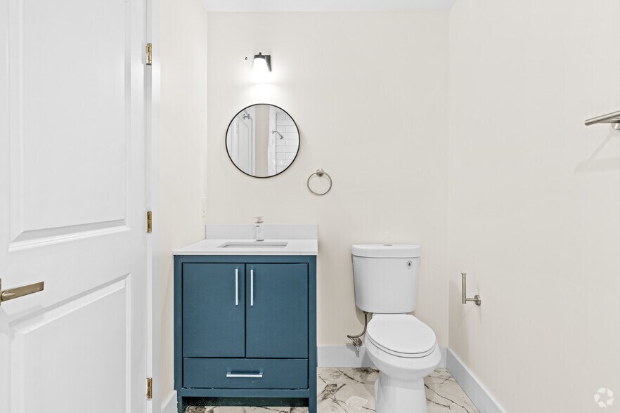 More Photos Of 1415 Young St SE, Washington Apartments For Sale