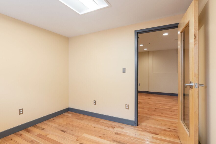 More Photos Of 18 Shepard St, Brighton Coworking Space