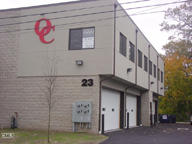More Photos Of 23 Ryan St, Stamford Flex For Sale