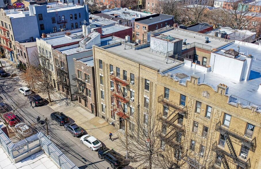 More Photos Of 2374 29th St, Astoria Apartments For Sale