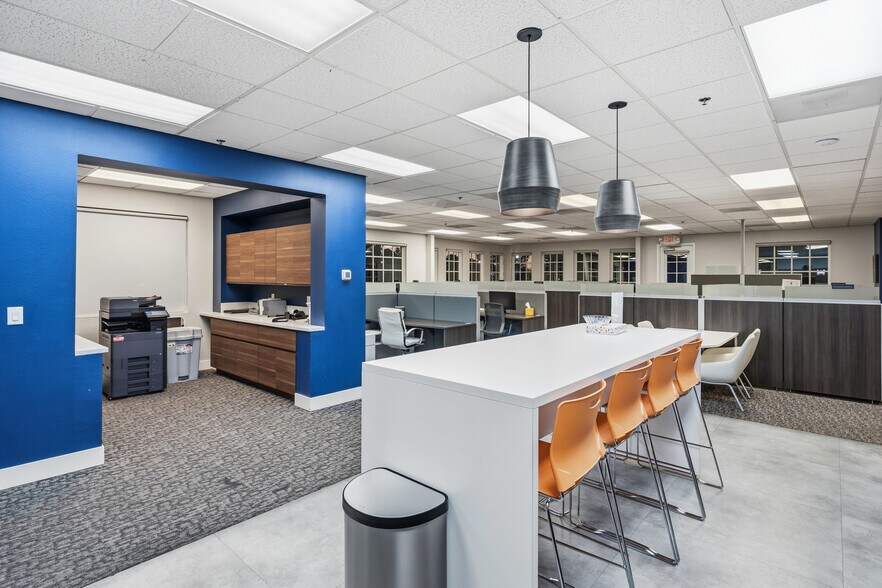 More Photos Of 3087 E Warm Springs Rd, Las Vegas Office For Sale