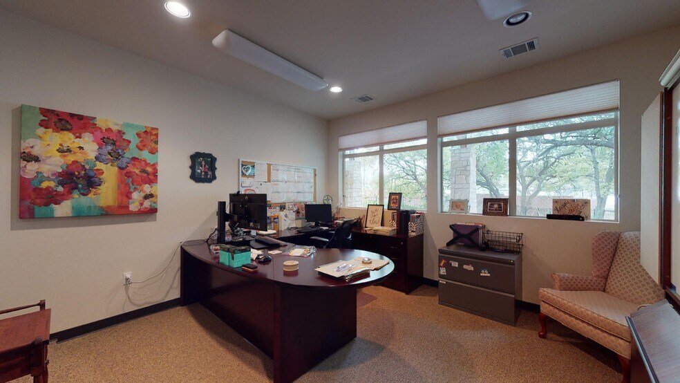 More Photos Of 7910 Cameron Rd, Austin Office For Sale