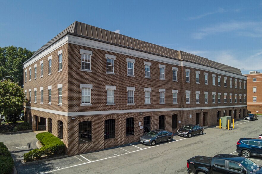 More Photos Of 301 N Fairfax St, Alexandria Office For Sale