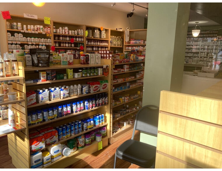 More Photos Of 1631-33 South St, Philadelphia Storefront Retail Office For Sale