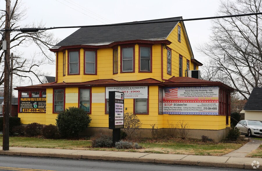 More Photos Of 646 2nd Street Pike, Southampton Office For Sale