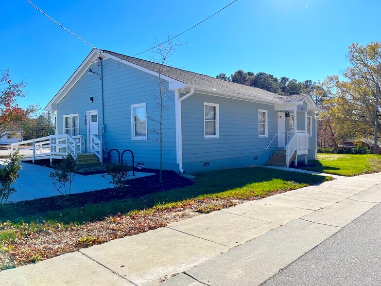 More Photos Of 108 Justice Heights St, Apex Medical For Sale