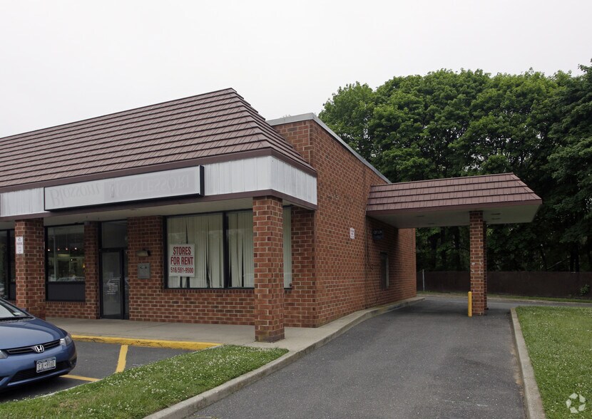 More Photos Of 5-25 Eastport Manor Rd, Eastport Unknown For Lease